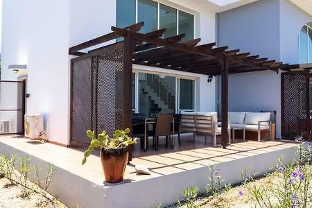 Joya Cyp Strawberry Garden Σπίτι διακοπών Agios Amvrosios (Kyrenia)